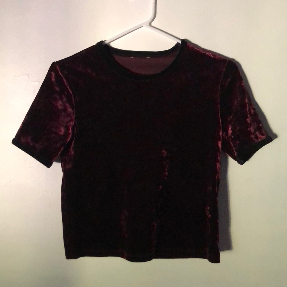 velvet maroon tee